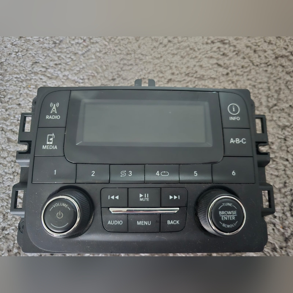2018 Dodge Ram 1500 Radio Speakers & Woofers